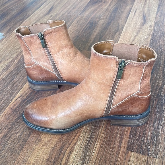 Franco Sarto brown leather ankle boots - Picture 3 of 7